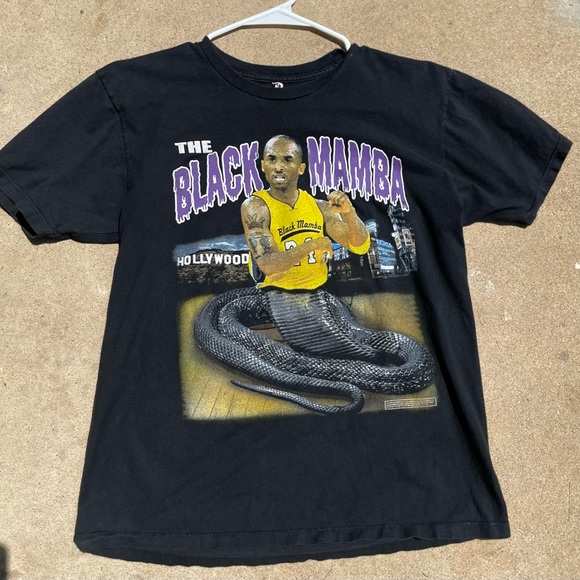 Kobe Bryant black mamba vintage T shirt - Picture 2 of 2